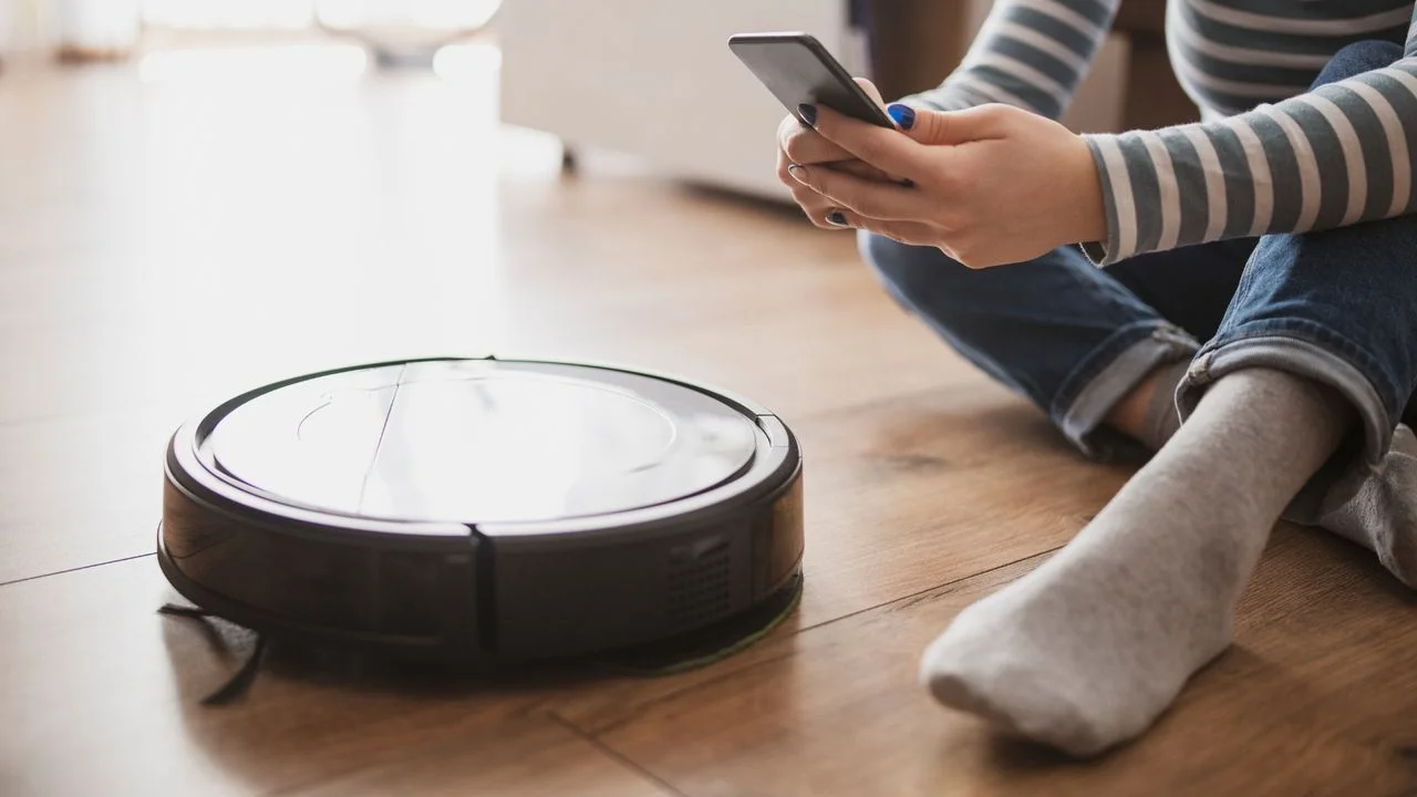 Customize Your Cleaning: Oomwoo's Open-Source Robot Vacuum Offers Offline Control and 3D Printing Capability