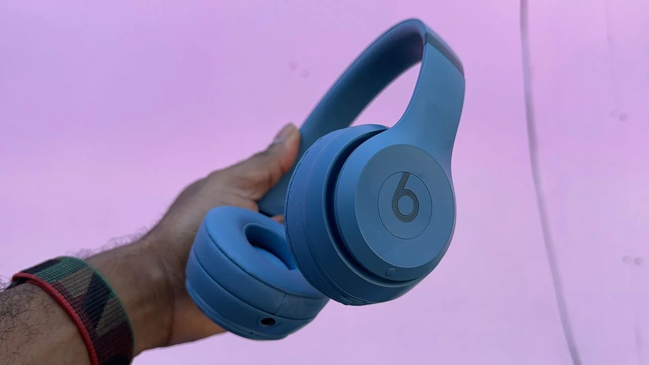 Affordable Beats Solo 4 Offer Impressive Battery Life and Versatile Connectivity