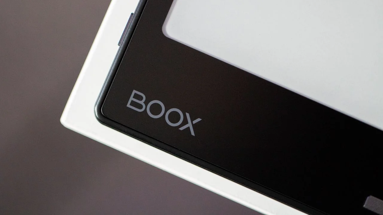Introducing the Boox Picco: The Compact eReader Set to Change Your Reading Experience