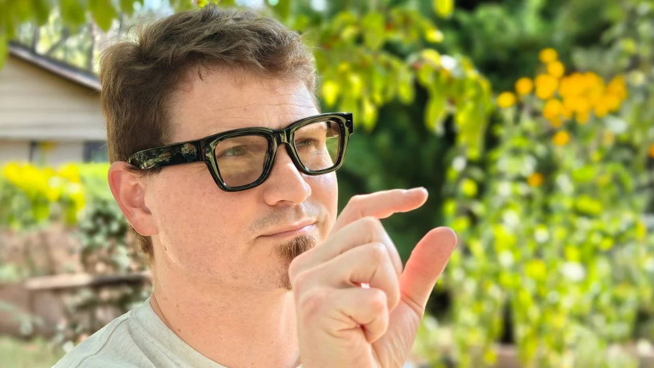 Meta Ray-Ban Display Glasses: Evaluating Their Value After One Year of Use