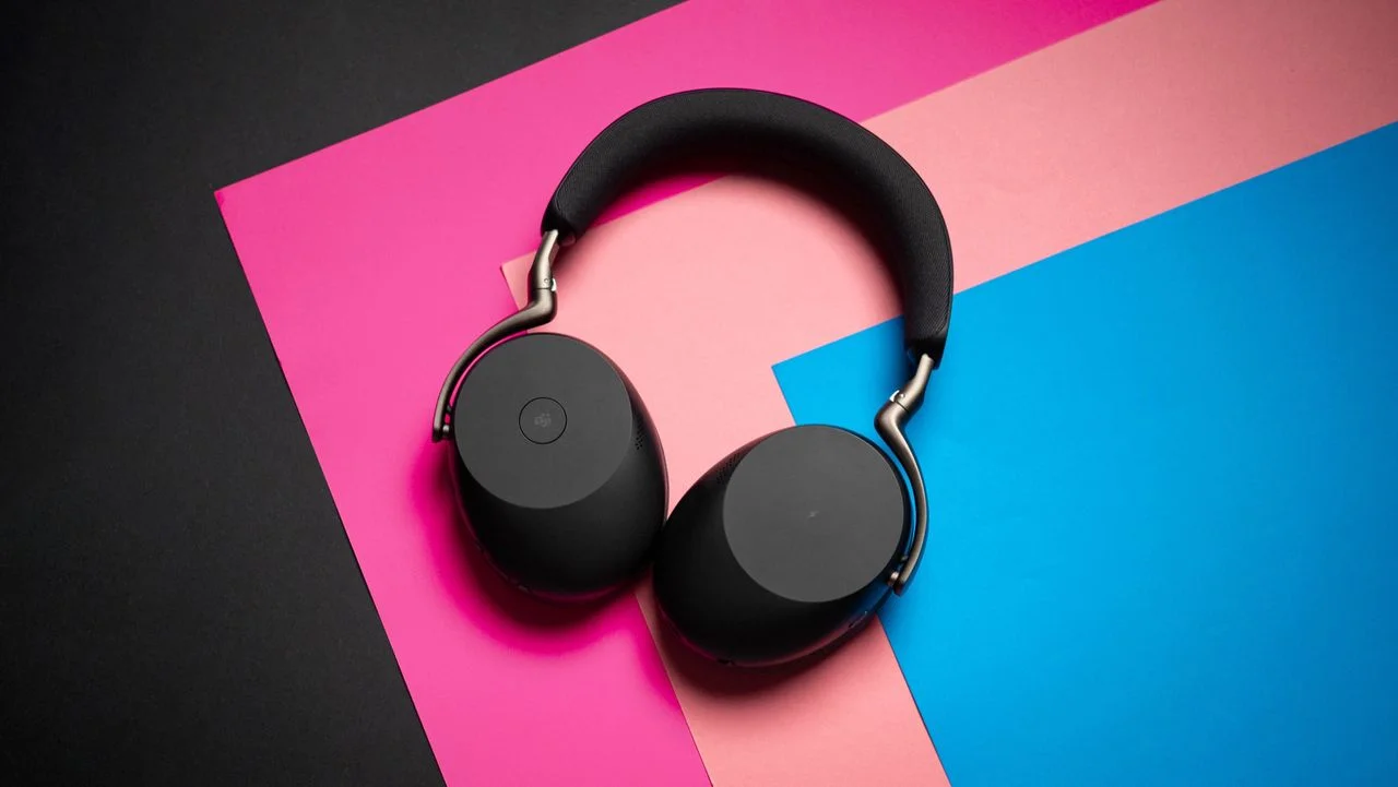 Jabra Evolve3 85: The Superior Work Headset for Meetings and Music