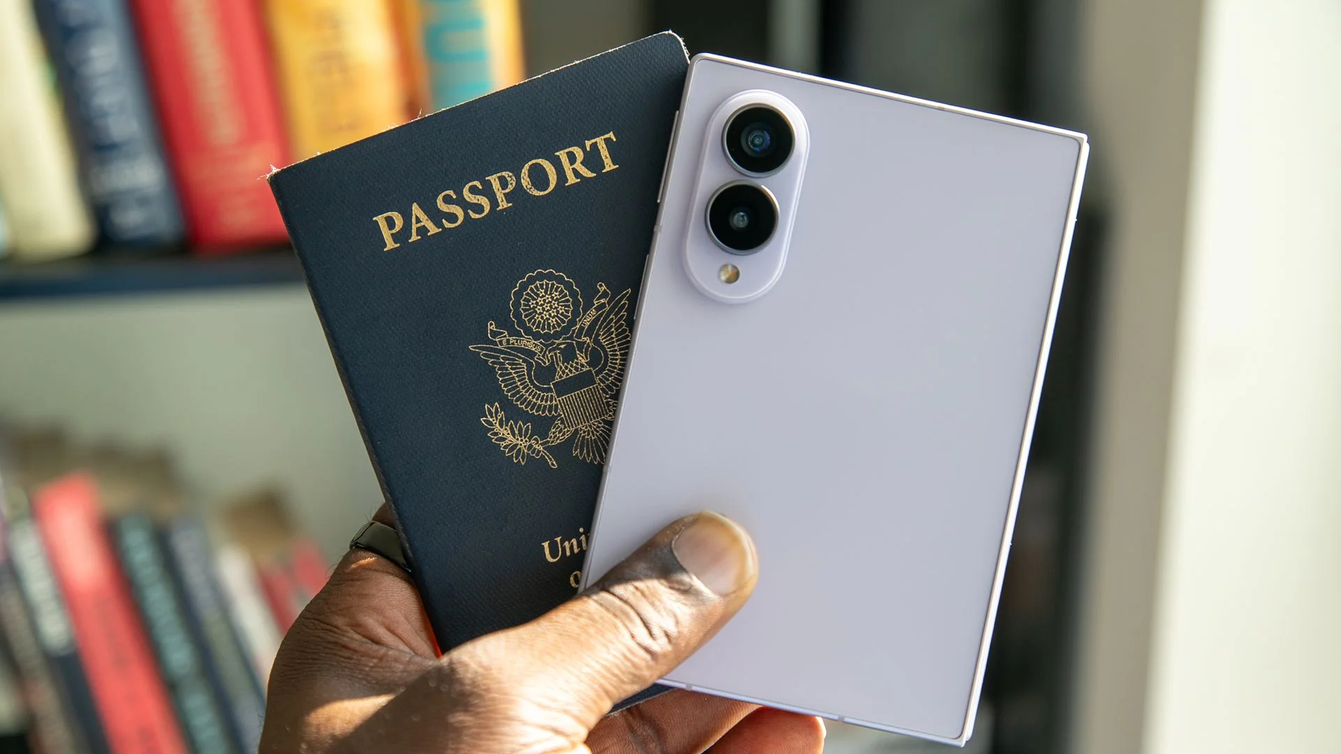 Comparing T-Mobile and Verizon's Samsung Galaxy Z Fold 8 Offers: What's Best for You