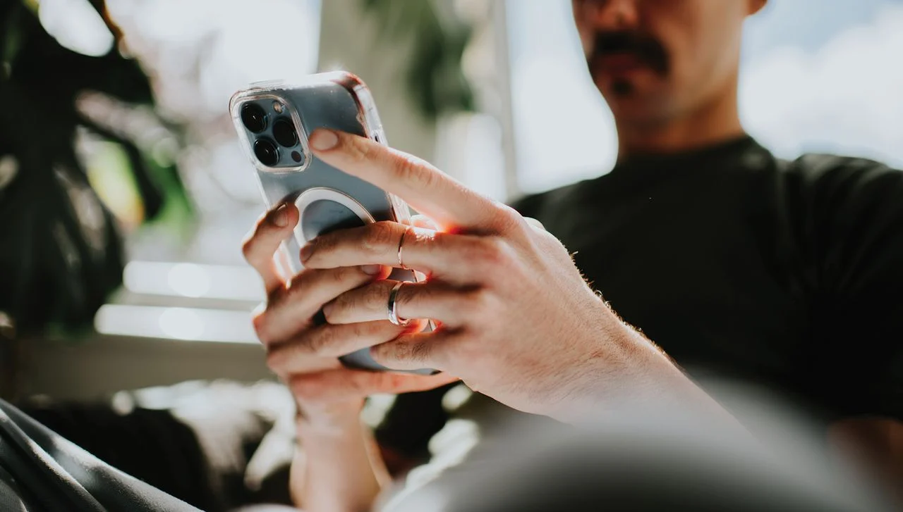 Navigating Evolving Android Privacy Threats: Strategies for Enhanced Security