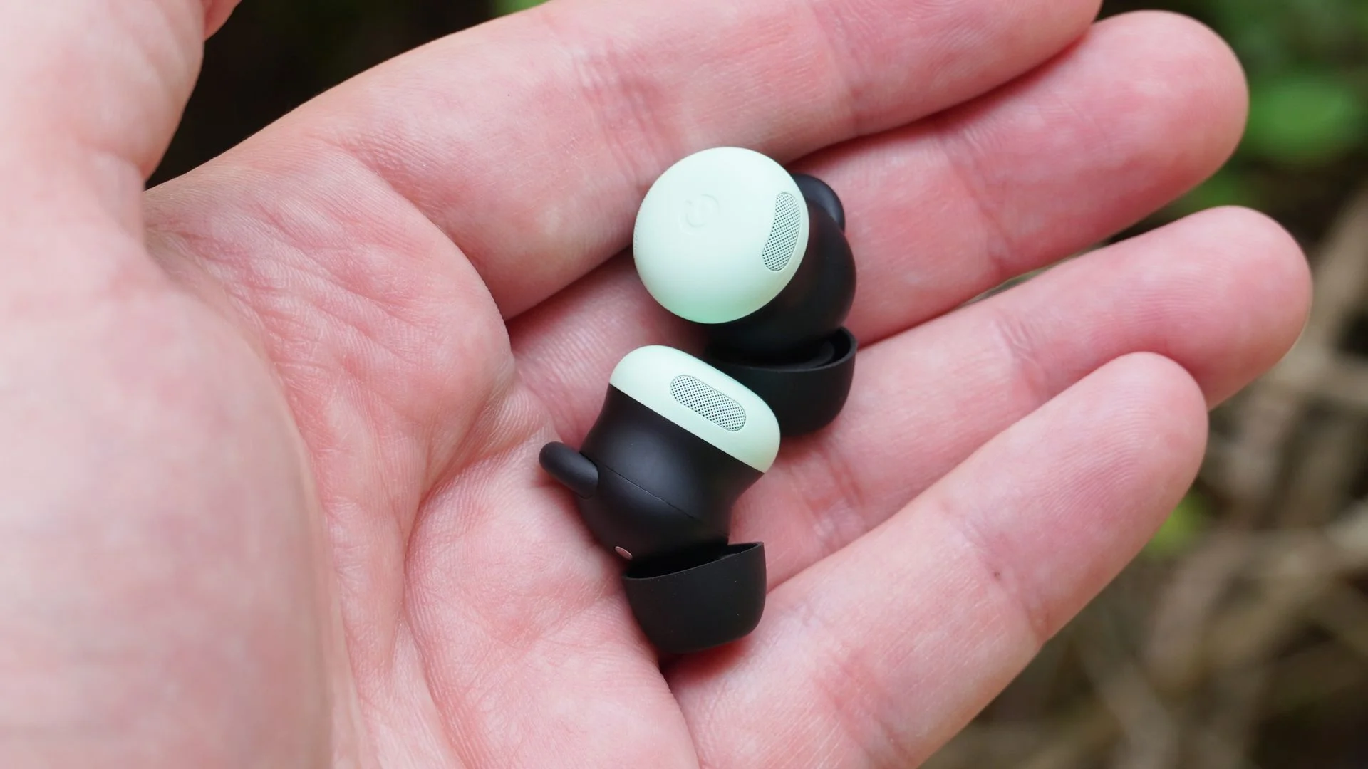 New Features Boost Pixel Buds Pro 2 Confidence Amid Price Drop